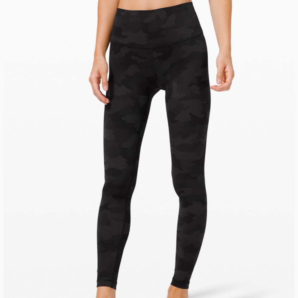 Lululemon Wunder Under 28”